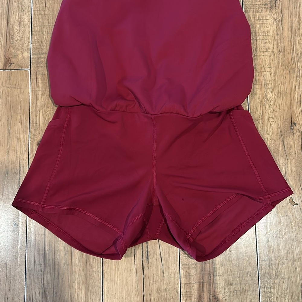 Athleta TRANSEND SKORT XL Burgandy ROUCHED - Picture 3 of 6